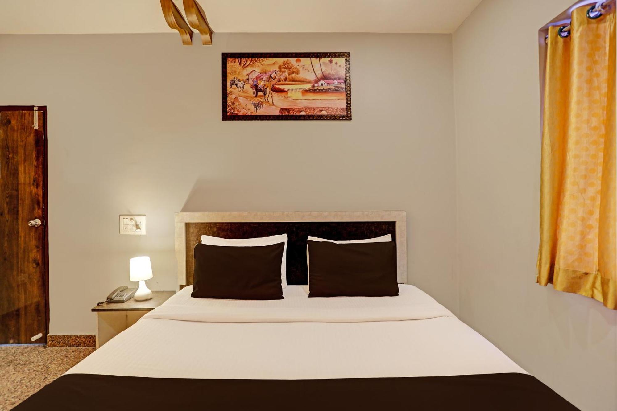 Super Townhouse Vaishnavi Hotel Secunderabad Exterior photo
